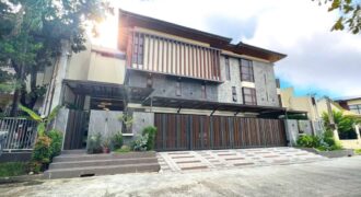 6 BEDROOM HOUSE & LOT IN MULTINATIONAL VILLAGE